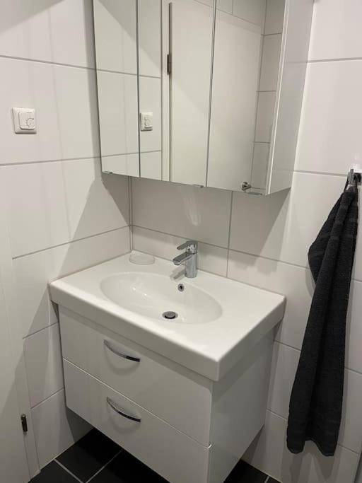 Neu Sanierte Wohnung Fuer 2-4 P Eschwege Dış mekan fotoğraf