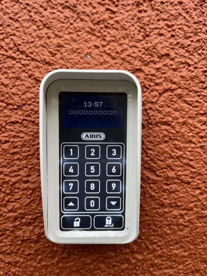 Neu Sanierte Wohnung Fuer 2-4 P Eschwege Dış mekan fotoğraf