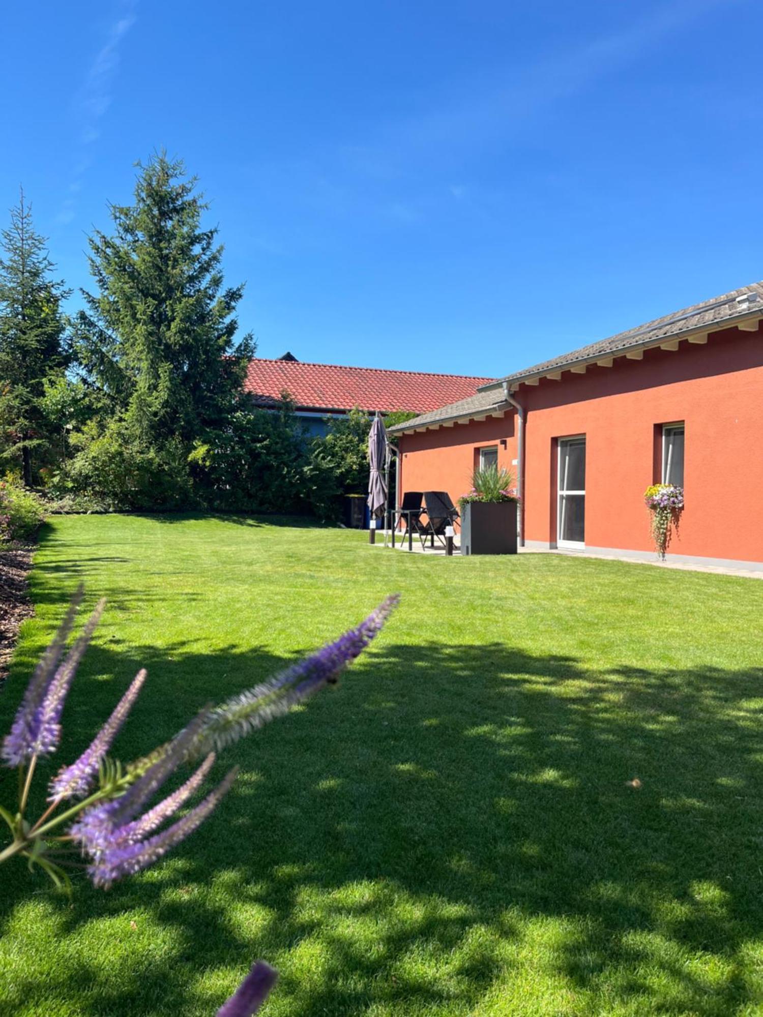 Neu Sanierte Wohnung Fuer 2-4 P Eschwege Dış mekan fotoğraf